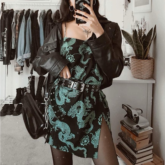 Motel Rocks Tista Dress in dragon flower black and mint size XXS - Picture 6 of 8